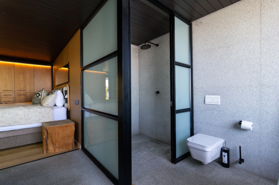 3 Bedroom Property for Sale in Bakoven Western Cape
